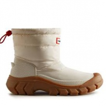 Boots & Seasonal Footwear