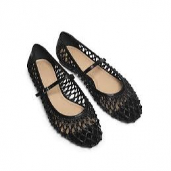 Cultural / Artisan (Handcrafted Footwear)