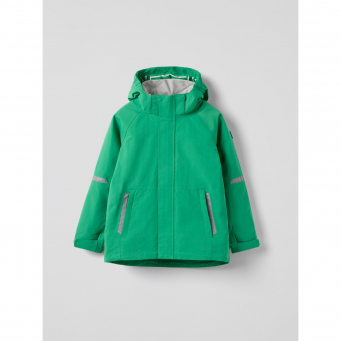 Outerwear & Layering (Seasonal Anchor)