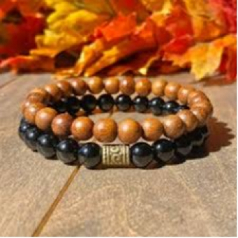 Bracelets & Wristwear